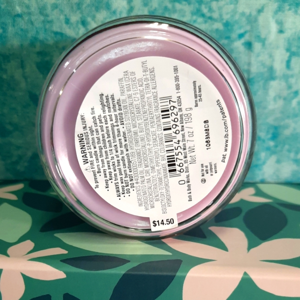Bath and Body Works single wick Raspberry Mimosa! - Picture 2 of 2